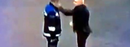 Toplum, şiddet olaylarına neden seyirci?