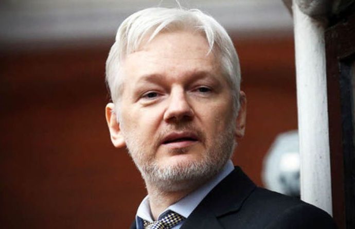 Assange: ‘Yalan haber ödülü’ Türkiye’deki darbe girişimini destekleyen NBC’ye verilsin