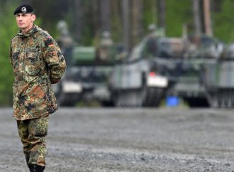 Bozuk uçaklar, arızalı tanklar, Nazi hayranı askerler: ALMAN ORDUSU