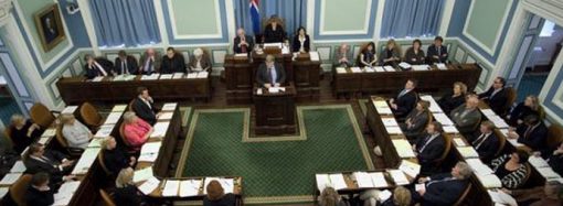 İzlanda’da dini sünnete karşı kanun teklifi