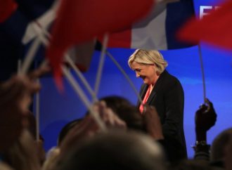 Fransa’da aşırı sağcı Le Pen gözaltına alındı