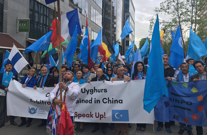 Uygur Türkleri, Çin’i Brüksel’de protesto etti