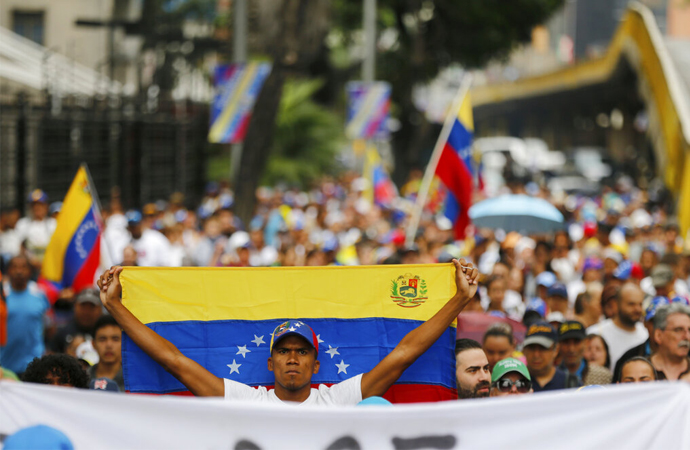 Venezuela’da gerginlik devam ediyor