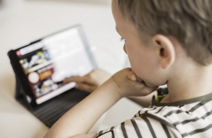 Çocukların dijital risklerden korunması