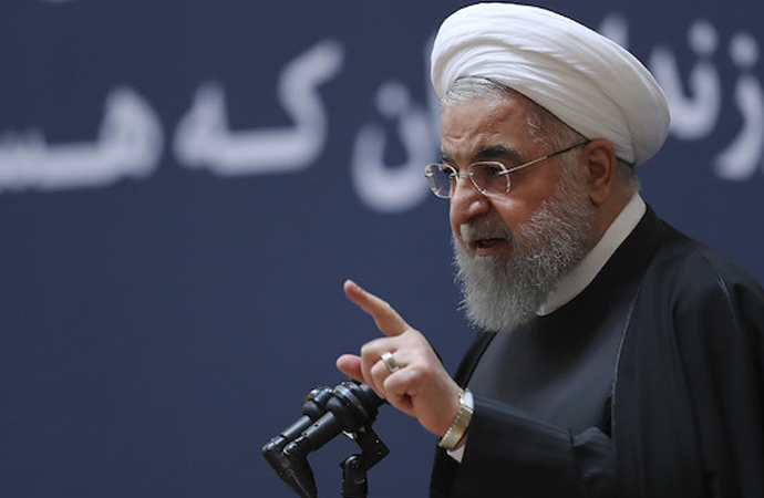 Ruhani: ‘Devrimden sonraki en büyük ekonomik baskıyla karşı karşıyayız’