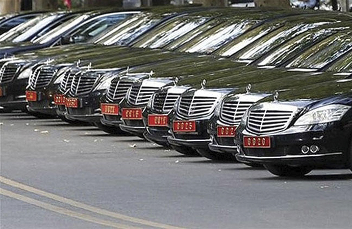 Belçika’da “49 adet lüks Mercedes alımı” tartışma çıkardı