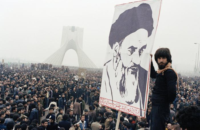 İran devrimin 40’ıncı yılına yaptırımların gölgesinde giriyor
