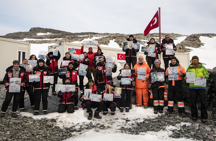 Türkiye’nin Antarktika’da ilk Bilimsel Araştırma Kampı kuruldu