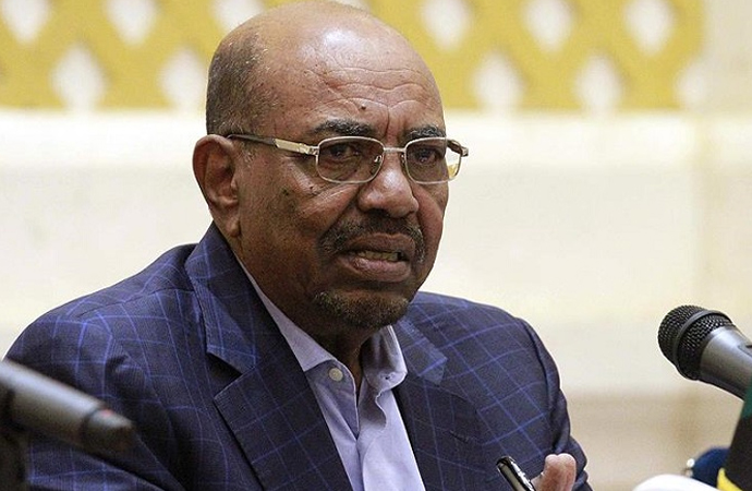 Sudan’da Bakanların çoğu, Valilerin tamamı değiştirildi