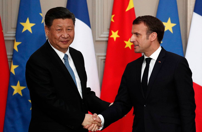 Macron, Çin Devlet Başkanı’na “Hiçbirimiz saf değiliz” dedi