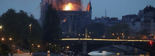 Batı dünyasını sarsan yangın