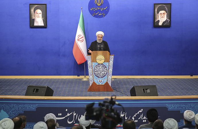 Ruhani: “İran devrimi tek bir mezhebe ait değildir”