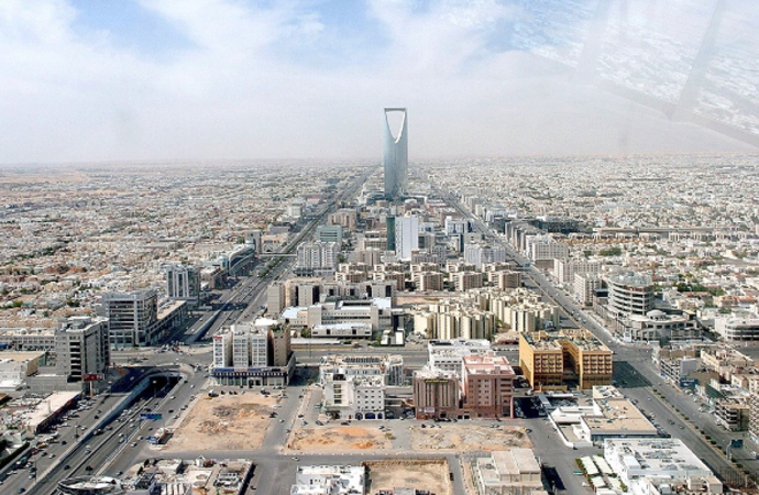 Suudi Arabistan ‘Ayrıcalıklı Oturum Sistemi’ni’ hayata geçirdi