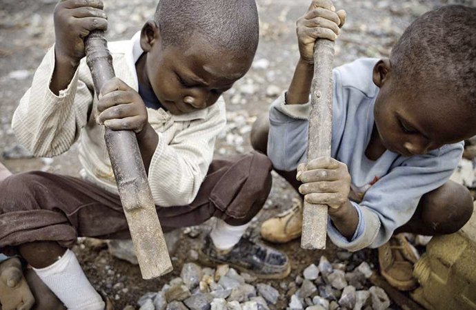 Kongo’nun kobalt zenginliği felakete dönüşüyor
