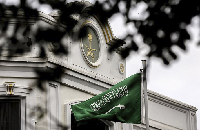 Suudi Arabistan’da yabancı kadınlara otelde kalma izni