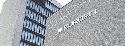 Avrupa Polis Ajansı, DAEŞ’e ait on binlerce site ve hesabı yeni kapattı
