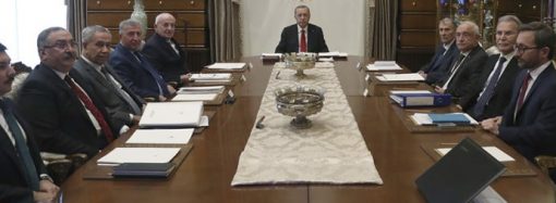 Arınç’ın da dahil olduğu Yüksek İstişare Kurulu toplantısı yapıldı