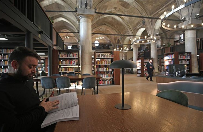 Türkiye’de ilk kez bir kilise kütüphaneye dönüştürüldü