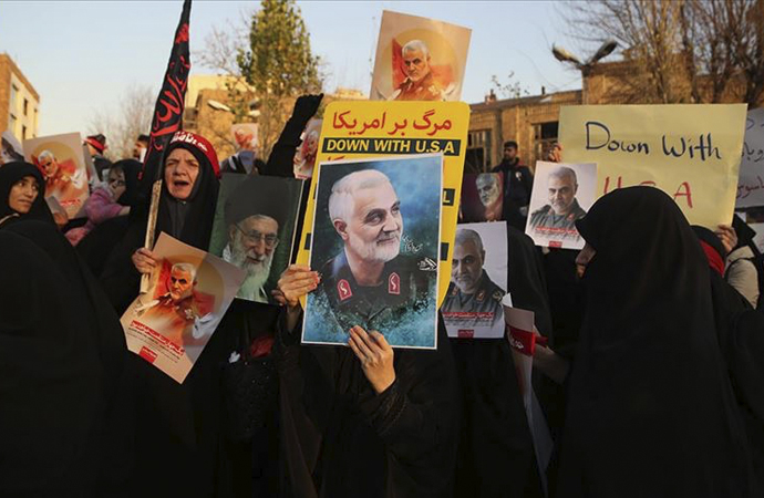 İran Dışişleri Bakanının “ABD ile müzakere” sözlerine protesto