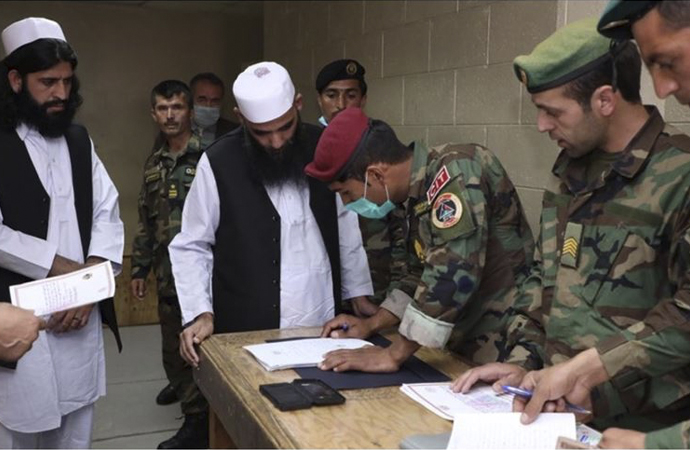Afganistan’da 100 Taliban mahkumu serbest bırakıldı