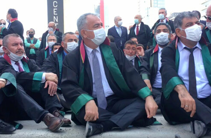 Ankara’da baroların yürüyüşüne polis engeli