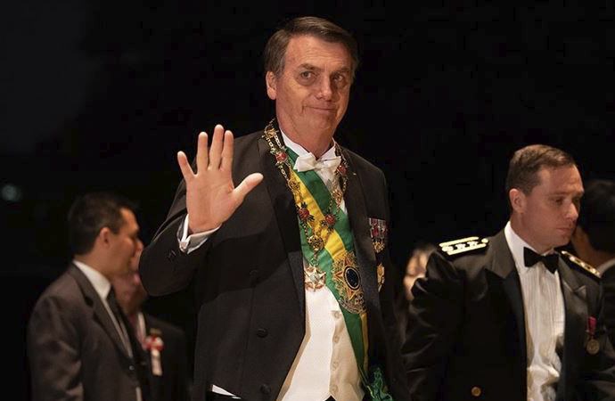 Bolsonaro’nun maske kullanması için mahkeme kararı çıkarıldı