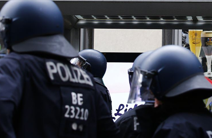 Alman polisi çocuk istismarı şüphesiyle 30 bin kişi hakkında soruşturma başlattı