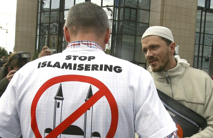 Avrupa’da aşırı sağcı akımlar ve İslam karşıtlığının yayılması