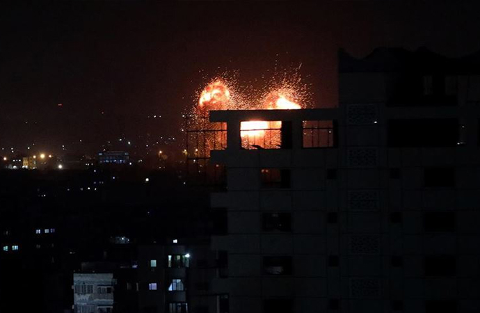 İşgalci İsrail’den Gazze’ye yeni hava saldırısı