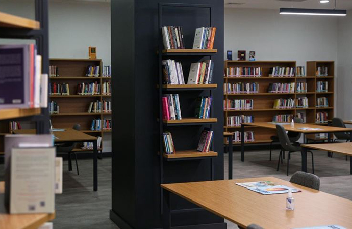 Yeni bir Alışveriş Merkezi Kütüphanesi açıldı