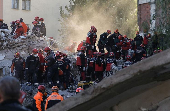 İzmir’deki depremde can kaybı 91’e yükseldi