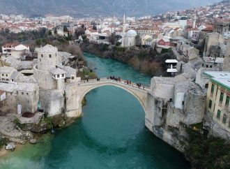 Bosna Hersek’te barış kimlerin ellerinde?