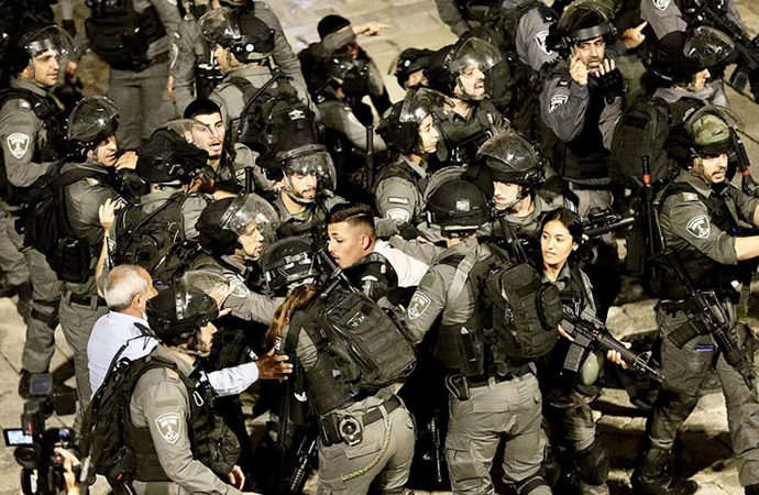 İsrail polisinin Filistinlilere müdahalesi altıncı gününde