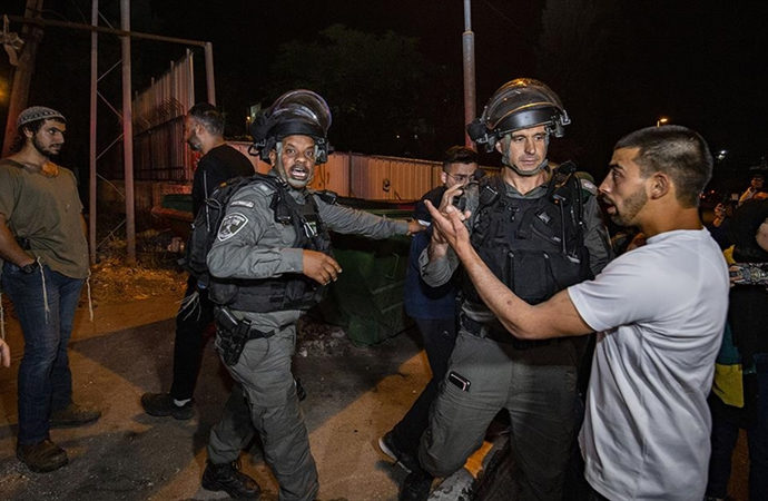 İşgalci İsrail polisinden Filistinlilere müdahale