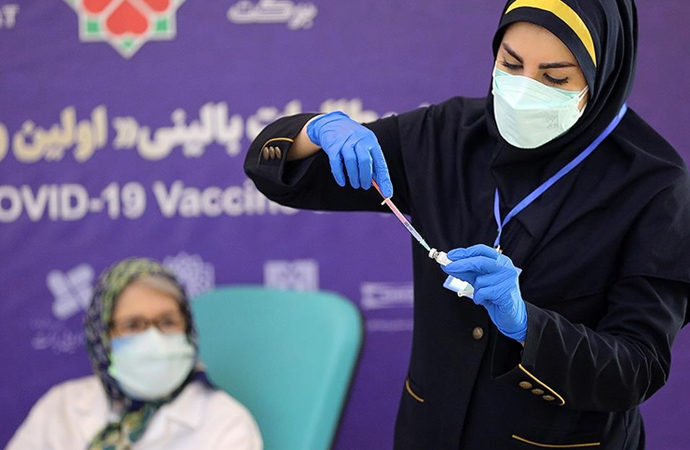 İran yerli Kovid-19 aşısının seri üretimine başladı