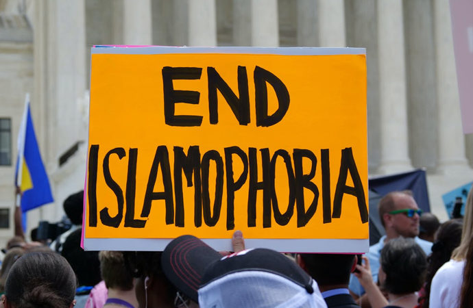 Facebook’a ‘İslamofobik’ paylaşımlar nedeniyle dava açıldı