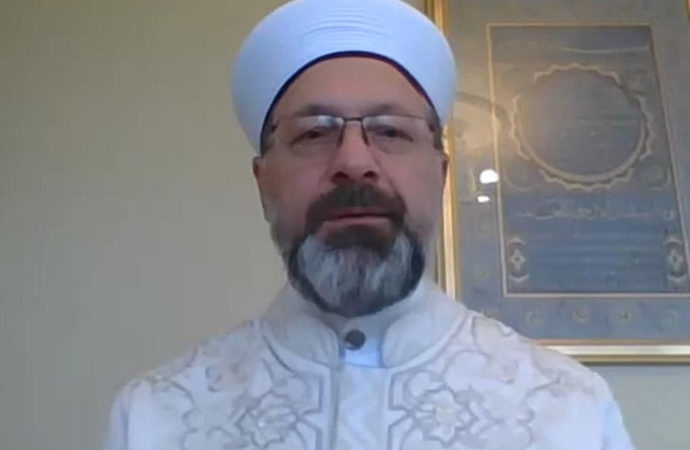 Ali Erbaş: Davranışlarımızı, Peygamberimizin davranışlarına göre gözden geçirelim