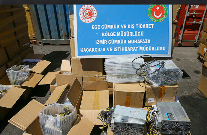 İzmir’de kripto para üretim makineleri ele geçirildi