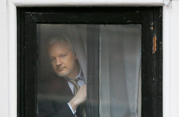 Snowden’dan Assange’a uyarı: ‘Sıradaki sen olabilirsin’