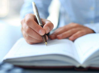 İlahiyatçının Cinneti