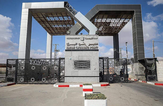 Mısır, Refah Sınır Kapısını kapatacağını bildirdi