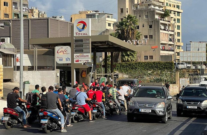 Lübnan’da akaryakıt krizi sürüyor
