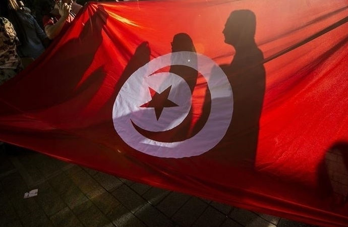 Tunus’ta eski bir bakan gözaltına alındı