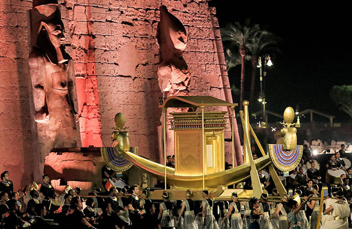Mısır’da Firavun dönemi canlandırıldı!