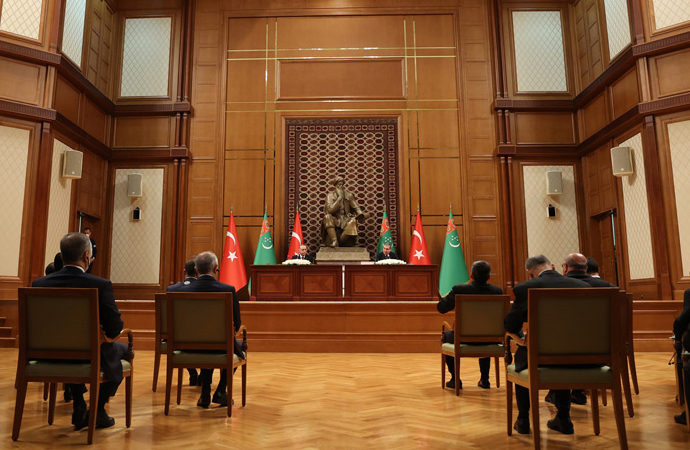 Türkiye ile Türkmenistan arasında 8 anlaşma ve ortak bildiri