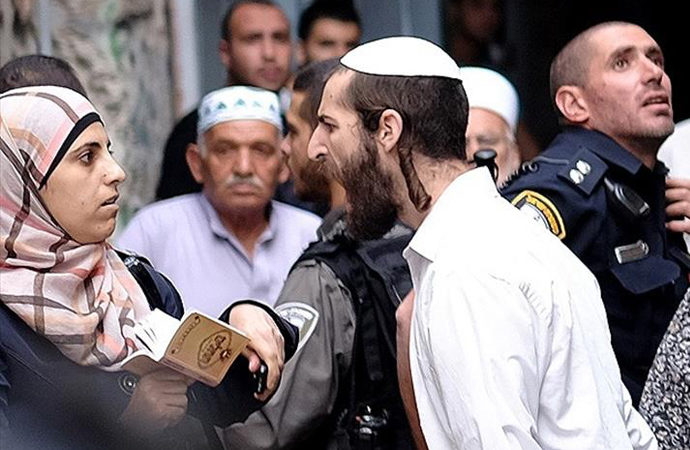 ‘İsrail’deki Yahudiler, zulüm şampiyonları, siyonist eşkıyanın küresel piyonları’