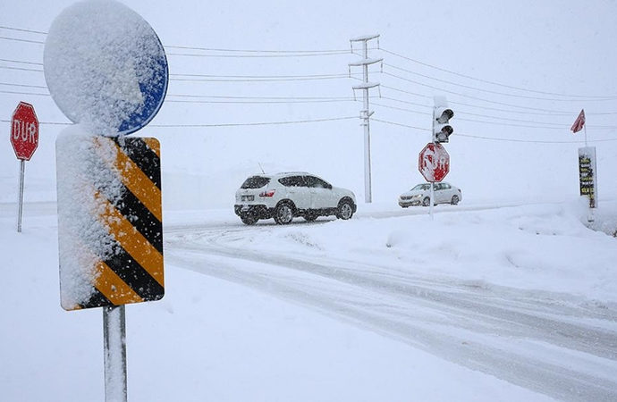 4 şehir için yoğun kar ve çığ uyarısı