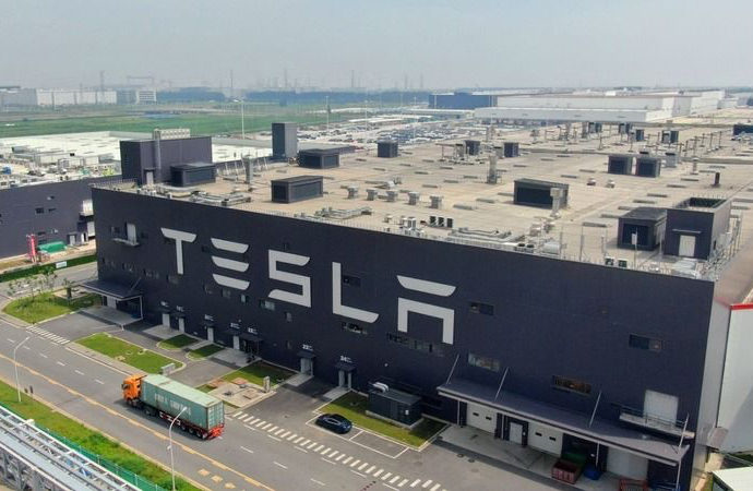 Tesla’nın Doğu Türkistan’da galeri açmasına ABD’liler tepki gösterdi