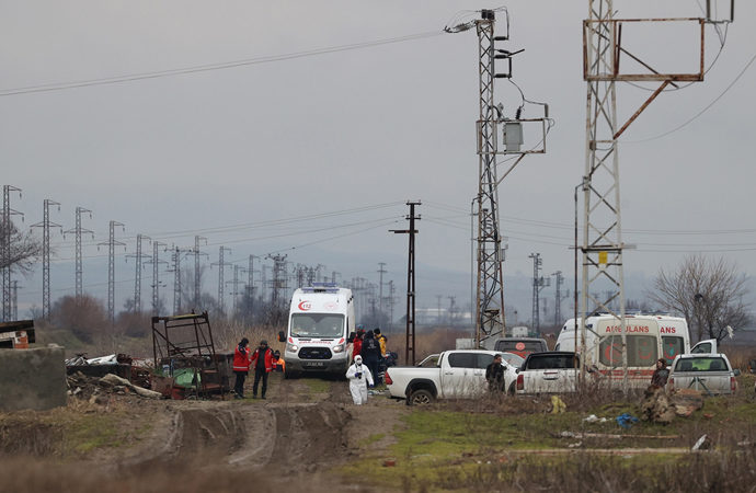 Avrupa kapısında 12 göçmen donarak can vermiş halde bulundu