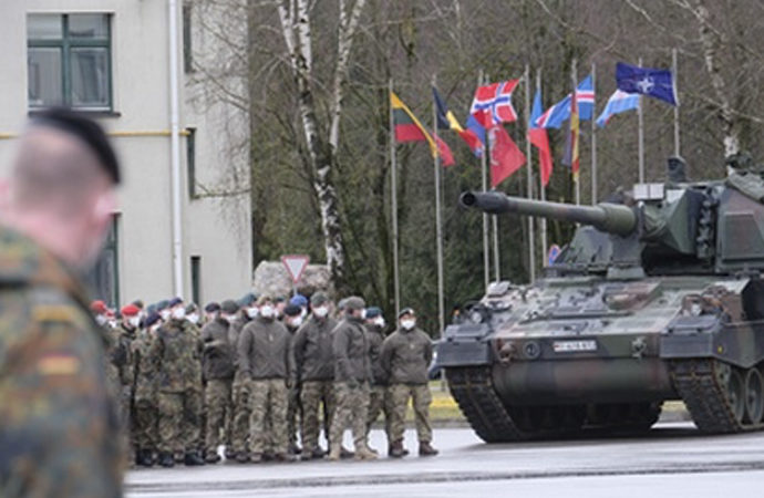 Polonya, NATO’yu yardıma çağırdı